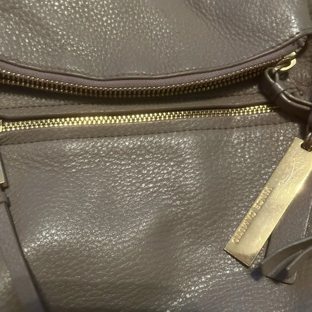 Vince Camuto women’s tala crossbody bag.